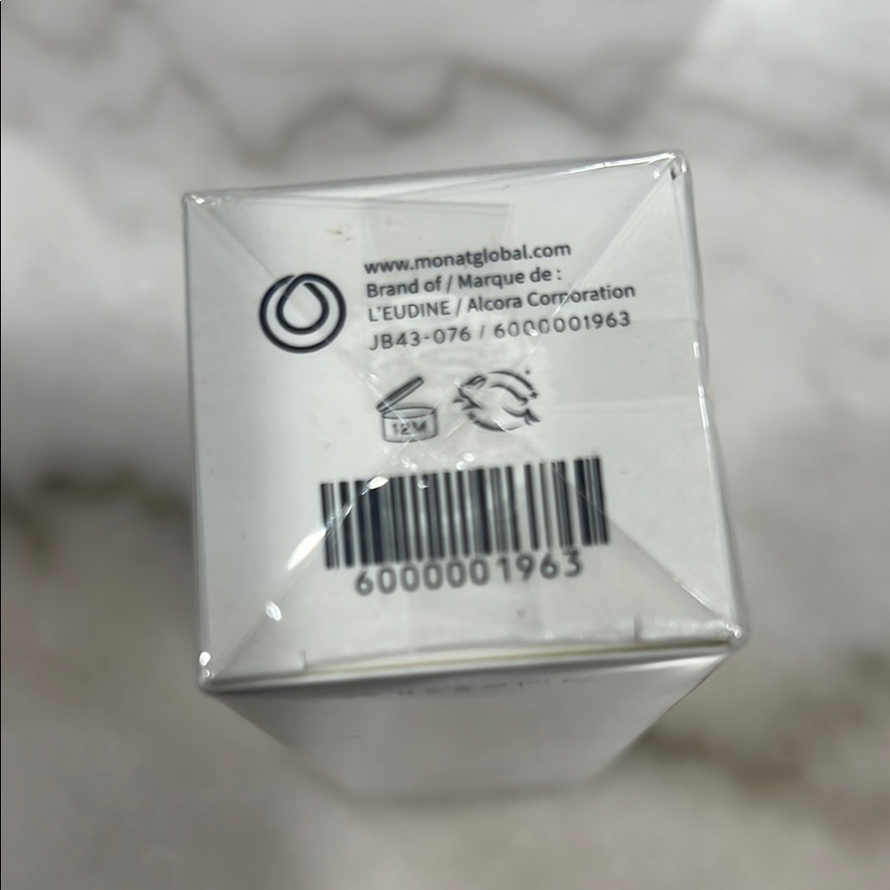 Monat Silky & Soothing Hand Cream - Picture 5 of 5